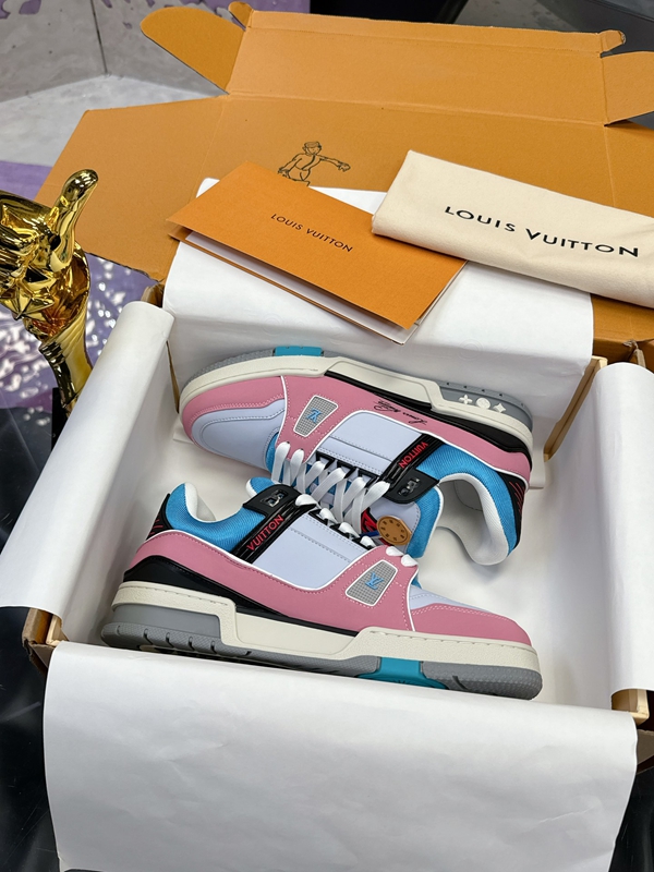 ルイヴィトン靴正面デザイン